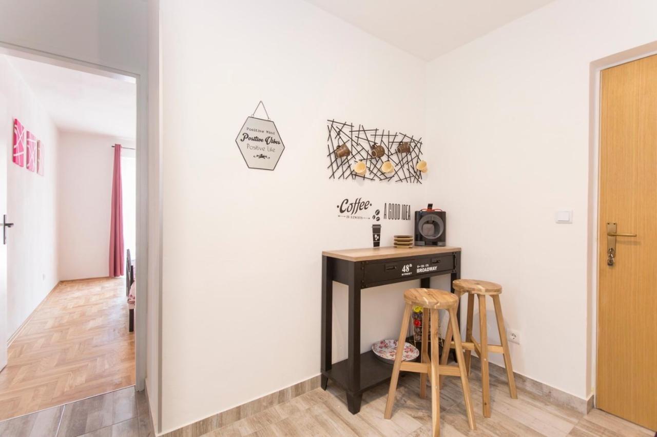 Apartment Aquamarine ラバック エクステリア 写真