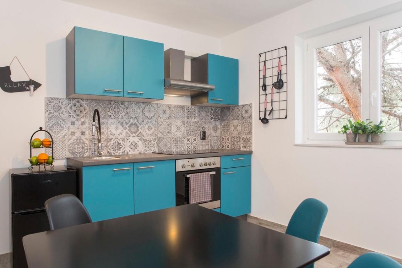 Apartment Aquamarine ラバック エクステリア 写真